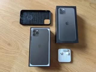 iPhone 11 Pro Max 256GB Cinza Espacial