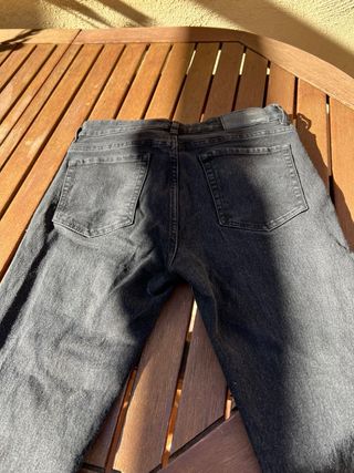 Pantalón vaquero negro hombre