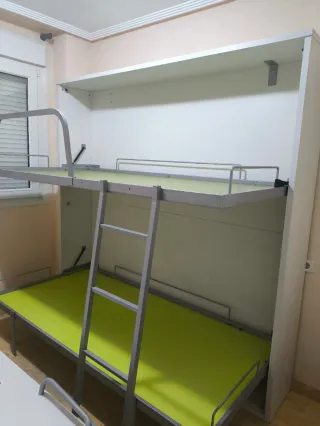 Cama abatible doble verde