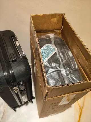 Maleta de Cabina RAYKONG Negra