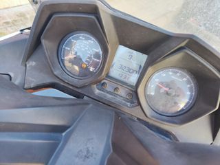 Kymco Superdink 125 2019 golpe trasero