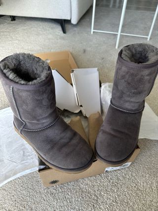 UGG Classic Short II originales – Talla 37