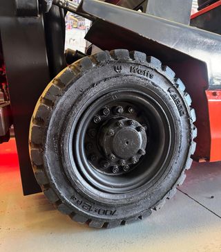 CARRETILLA ELEVADORA OCASION BATERIA NUEVA