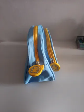 Neceser Tous azul y amarillo