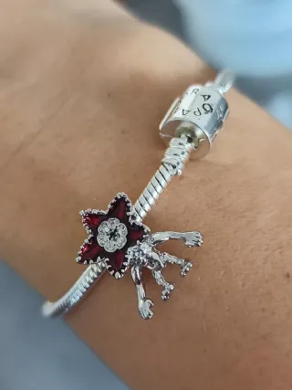 Pulsera Pandora Charm Demogorgon Stranger Things