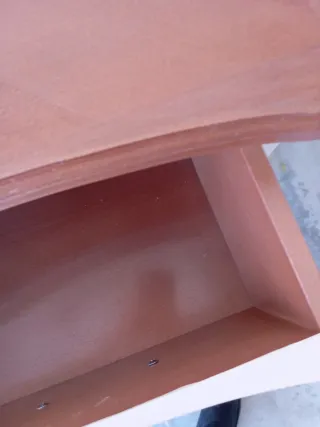 Cómoda de madera con 3 cajones