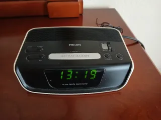 Radio Despertador Philips AJ3121