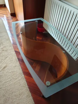 Mesa de centro cristal y madera