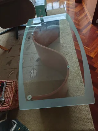 Mesa de centro cristal y madera