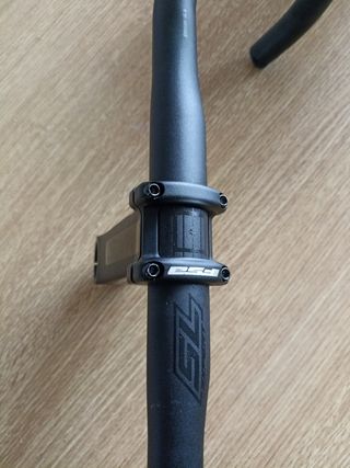 Manillar 40mm y potencia bicicleta FSA de 110mm