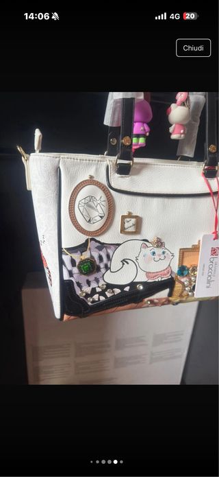 Borsa Braccialini con ciondoli