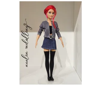 Barbie "naelin redolling"