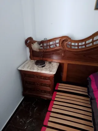 Dormitorio clásico antiguo