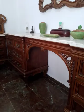 Dormitorio clásico antiguo