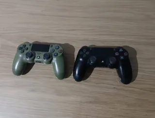 PS4 Slim 500GB Negra + 2 Mandos + Juegos