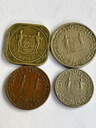 Monedas de Surinam (5, 25, 1, 10 Cent)