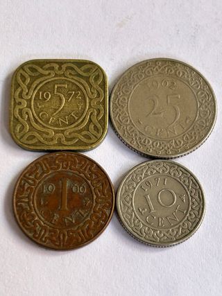 Monedas de Surinam (5, 25, 1, 10 Cent)