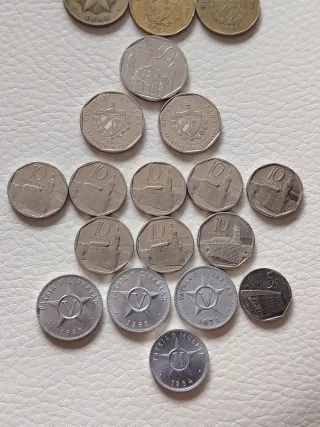 20 Monedas Antiguas de Cuba.