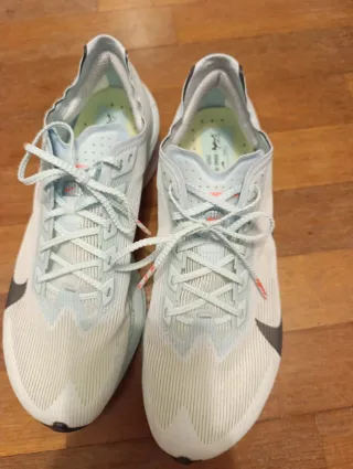 Nike Vaporfly 4 Talla 39