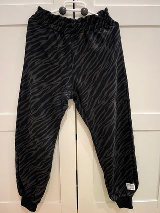 Pantalón chándal ZARA unisex estampado