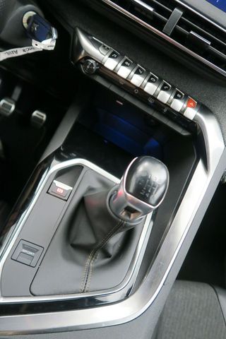 Peugeot 3008 1.2 PURETECH 96KW (130CV) GT LINE S&S