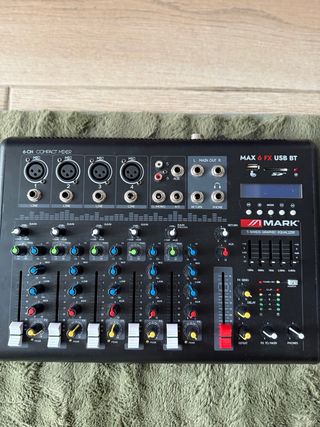 Mesa de Mezcla Mak MAX 6 FX USB BT