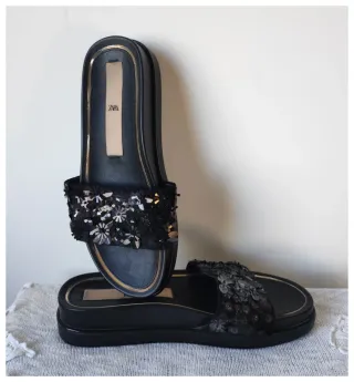 Sandalias Zara Flores y Lentejuelas Talla 37