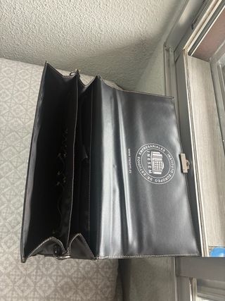 Maletin polipiel elegante