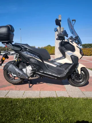 Moto Keeway Vieste 300cc XDV