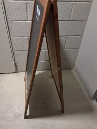 Pizarra de madera negra