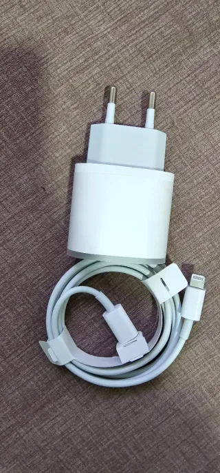 Cargador Apple iPhone Blanco