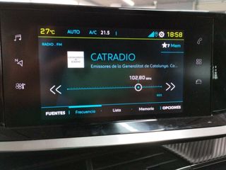 Peugeot 2008 Eléctrico Allure Pack (100kW)