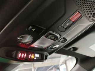 Peugeot 2008 Eléctrico Allure Pack (100kW)