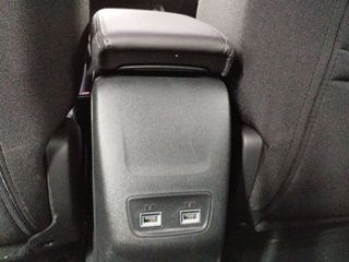 Peugeot 2008 Eléctrico Allure Pack (100kW)