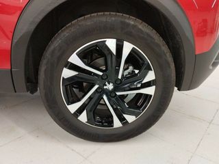 Peugeot 2008 Eléctrico Allure Pack (100kW)