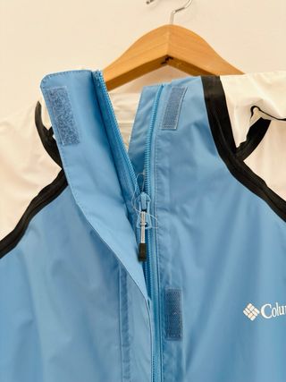 Chubasquero / Rompevientos Columbia/ unisex