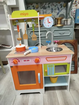 Cocinita y Estantería Infantil