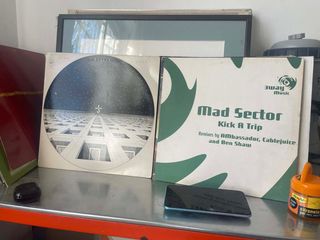 350 vinili! Trance, pop anni '80, metal anni '80, reggae!