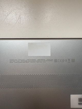 Portatil HP Pavillion 15-cs0000ms