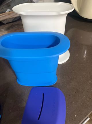 Croquetera Tupperware casi nueva