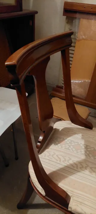 6 Sillas de comedor de madera tapizadas