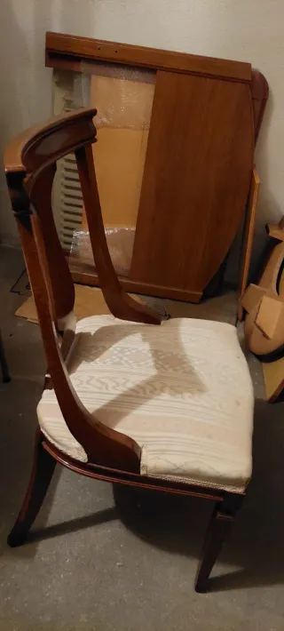 6 Sillas de comedor de madera tapizadas