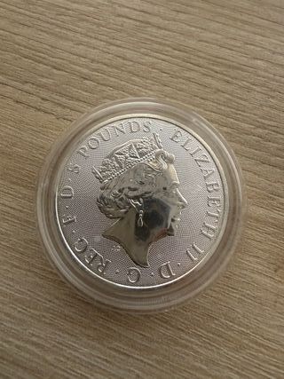 Moneda 2 Onzas Plata .999 Bestias de la reina