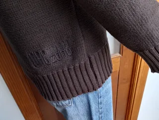 Jersey de punto marrón chocolate