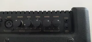 Ampli Ibanez Troubadour T30-U