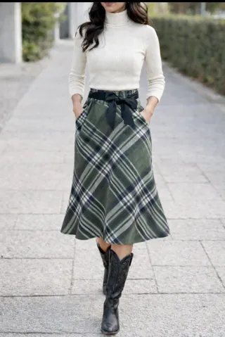 Falda escocesa midi