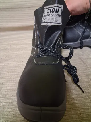 Botas de Seguridad Nuevas Talla 44
