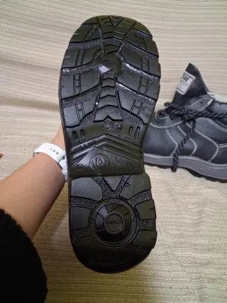 Botas de Seguridad Nuevas Talla 44