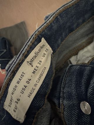 Pantalón Stradivarius Super High Waist T.36