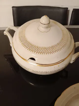 Juego vajilla porcelana blanco y oro